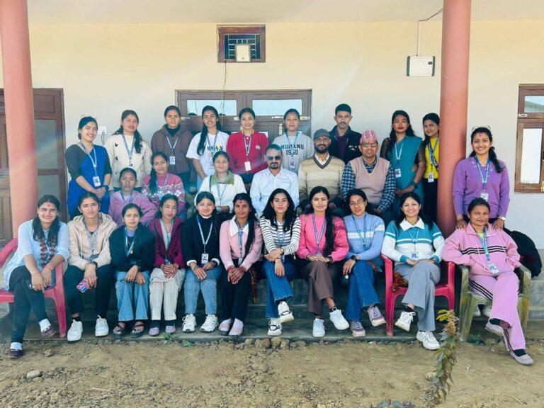 विश्वविद्यालयका सातौँ सेमेस्टरमा अध्ययनरत विद्यार्थीद्धारा भादा गाउँको सर्वेक्षण