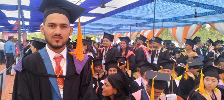 बेलडाँडी किसानका छोरा पदमराज भट्ट बने, सुप विश्वविद्यालय टपर