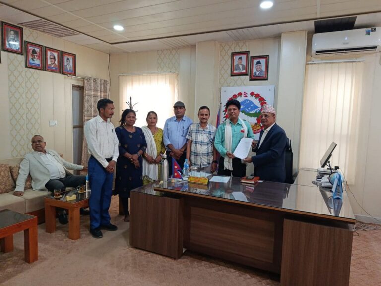 सुदूरपश्चिमको कार्यवाहक मुख्यमन्त्रीको जिम्मेवारी बहादुरसिंह थापालाई