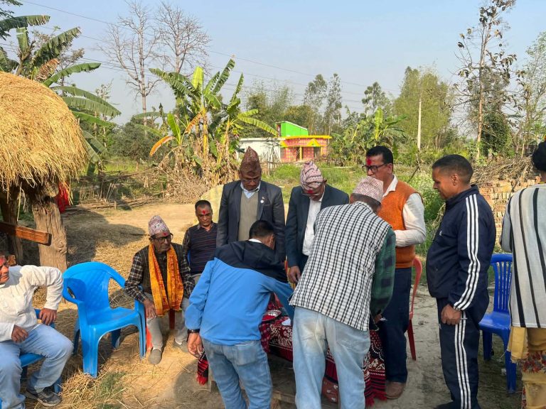 बीना मगर जिताउन बेलडाँडीका काँग्रेस, एमाले पाटी त्याग्दै, नेकपातिर