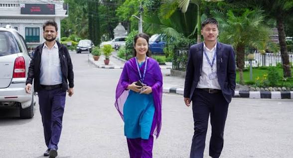बजेटले कर्मचारी उत्साही : बेसिक तलबमा १०% बढ्यो, १०% प्रोत्साहन भत्ता पनि थपियो