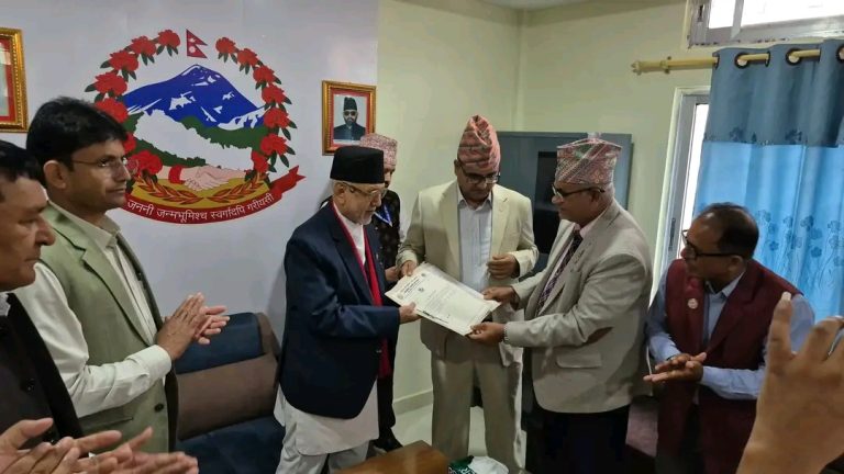 मुख्यमन्त्री खगराज भट्ट : चार दशकको राजनीतिक यात्राबाट सुदूरपश्चिमको नेतृत्वसम्म
