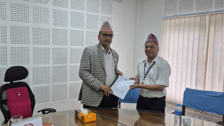 सेती प्रादेशिक अस्पताल सुधारका लागि कार्ययोजना मुख्यमन्त्रीसमक्ष पेश