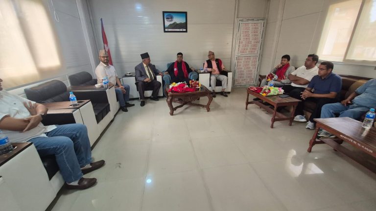 दैजी–जोगबुढा सडकलाई वैकल्पिक राजमार्गका रूपमा विकास गरिने : मुख्यमन्त्री भट्ट